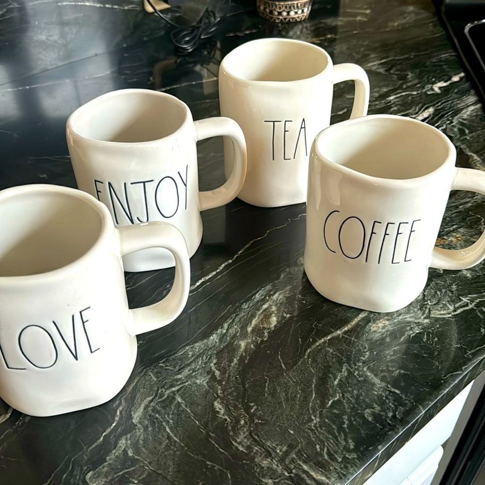 4 Rae Dunn coffee mugs